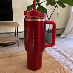 Starbucks limited edition Red Holiday Stanley Cup 40oz